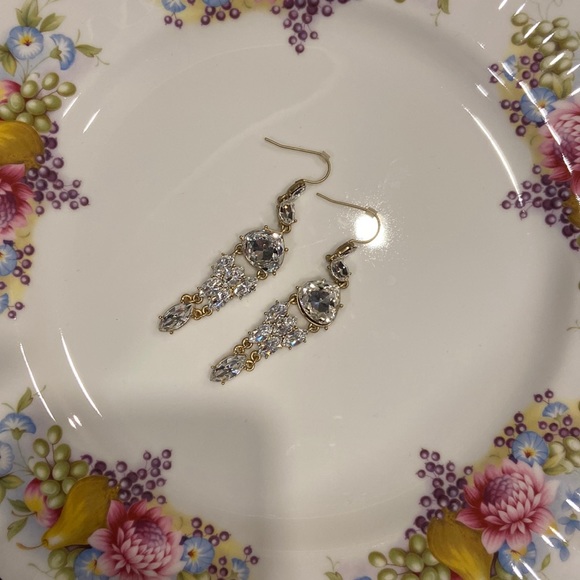 EUC * Club Monaco * Rhinestone Drop Earrings